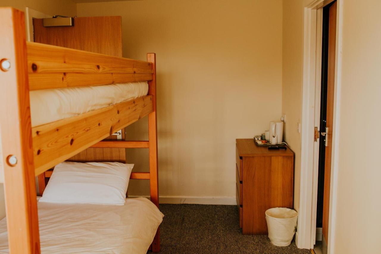 Uist Travel Accommodation Daliburgh  Eksteriør billede