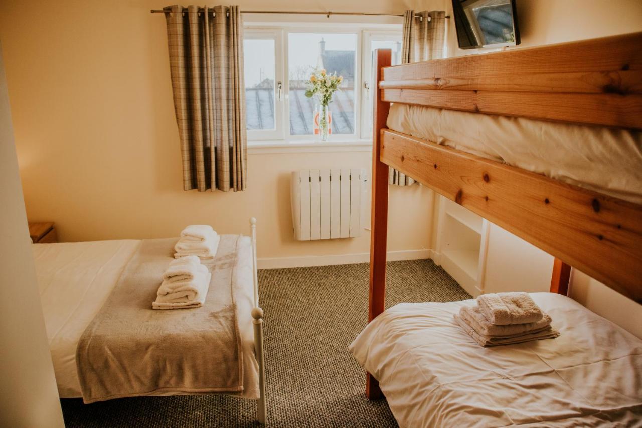 Uist Travel Accommodation Daliburgh  Eksteriør billede